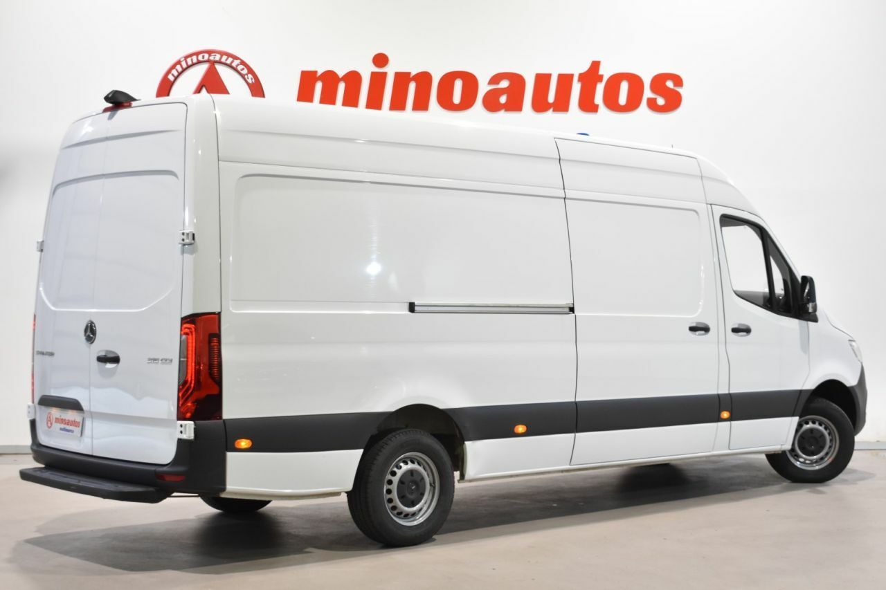 Foto Mercedes-Benz Sprinter 3