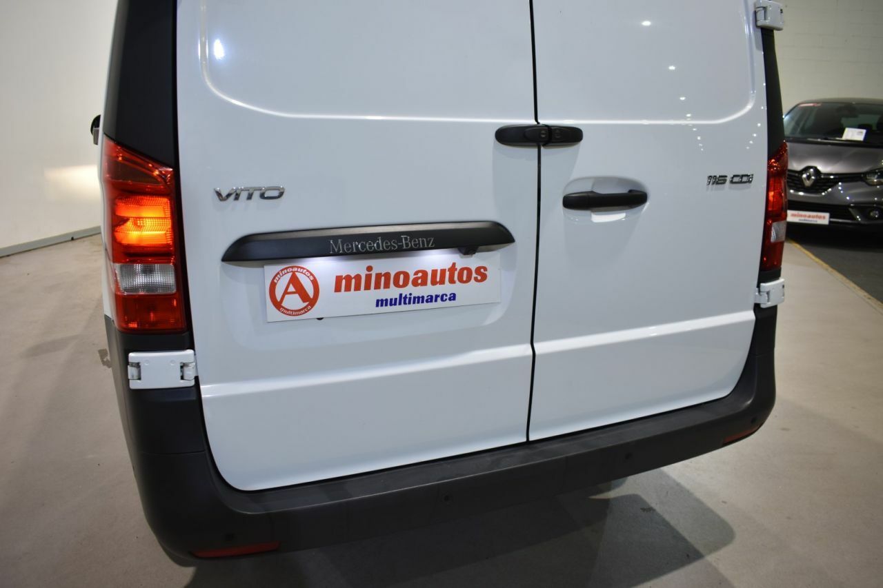 Foto Mercedes-Benz Vito 49