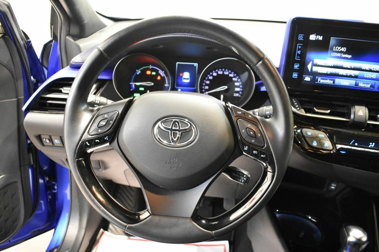 Foto Toyota C-HR 26