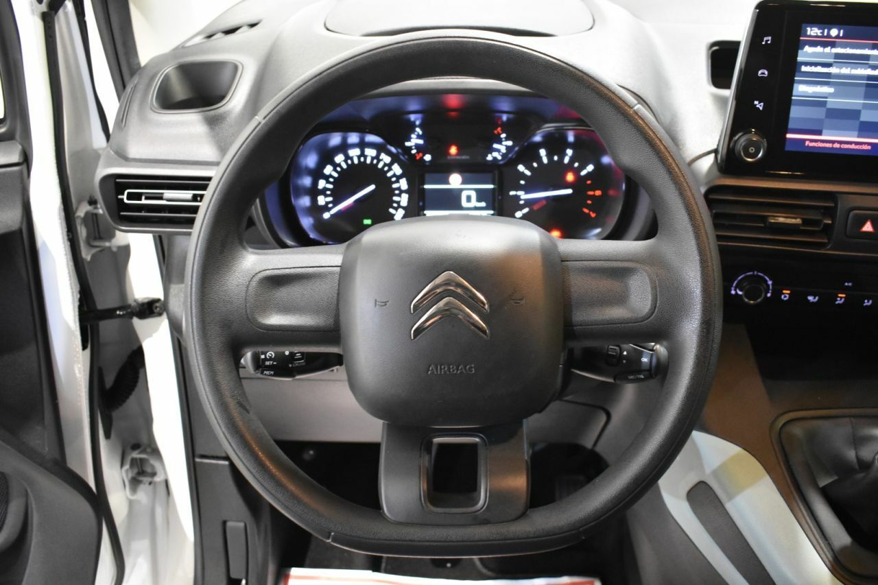 Foto Citroën Berlingo 27