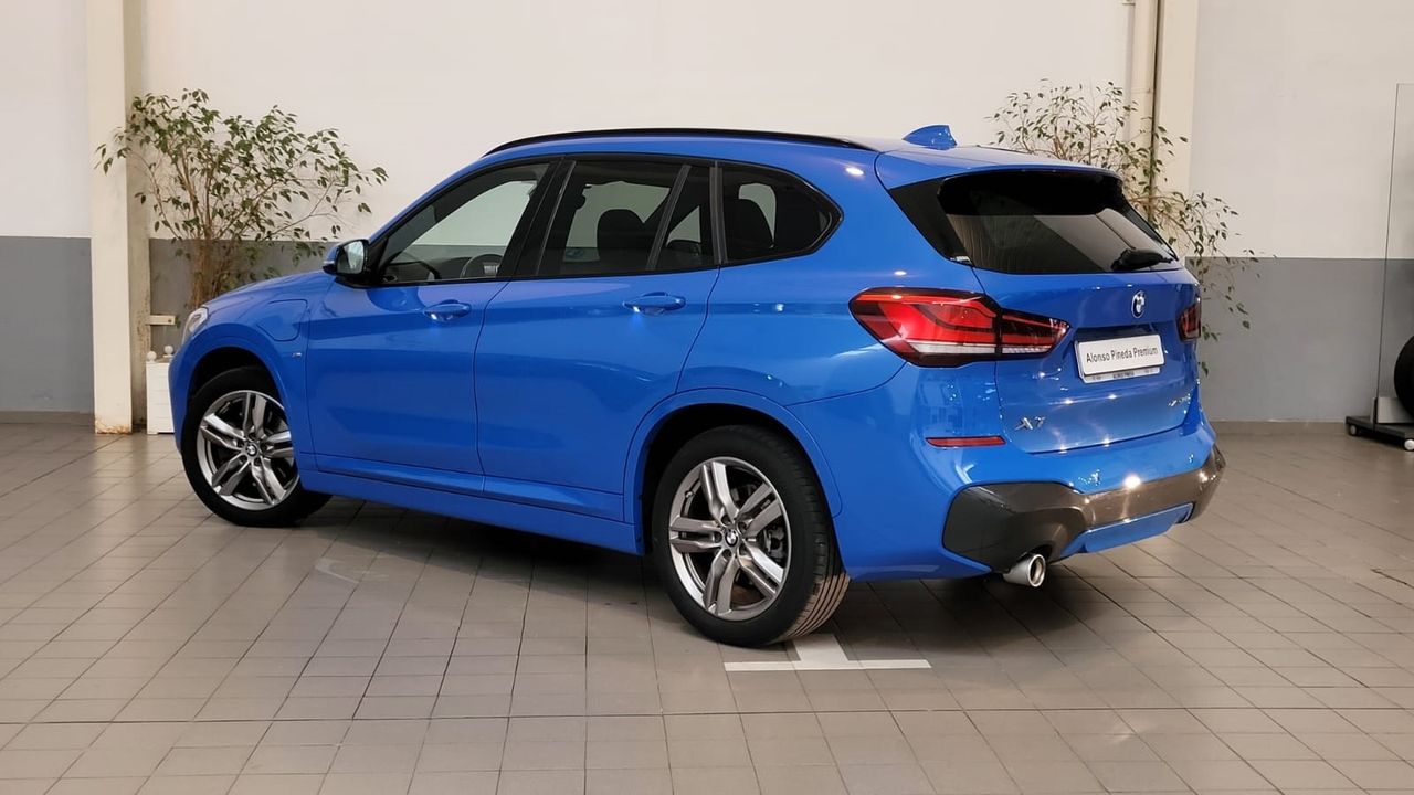 Foto BMW X1 9