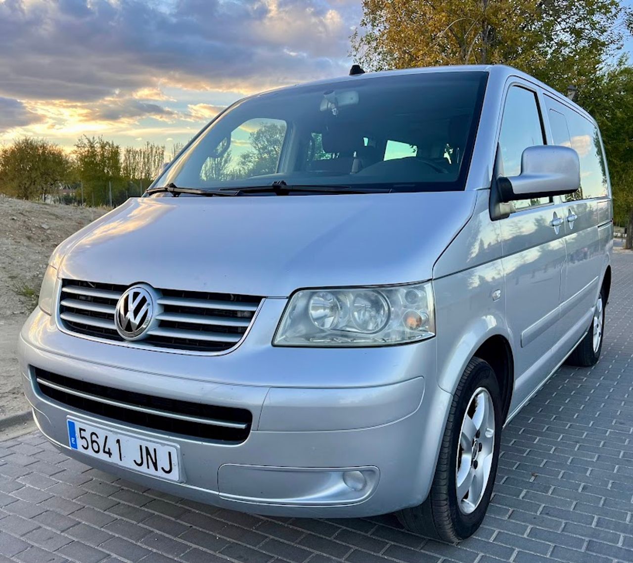 Foto Volkswagen Multivan 9