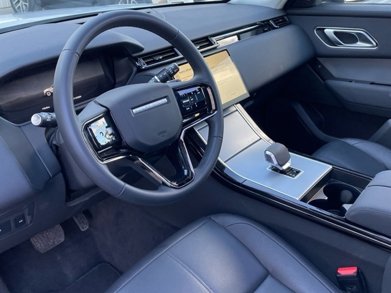 Foto Land-Rover Range Rover Velar 12