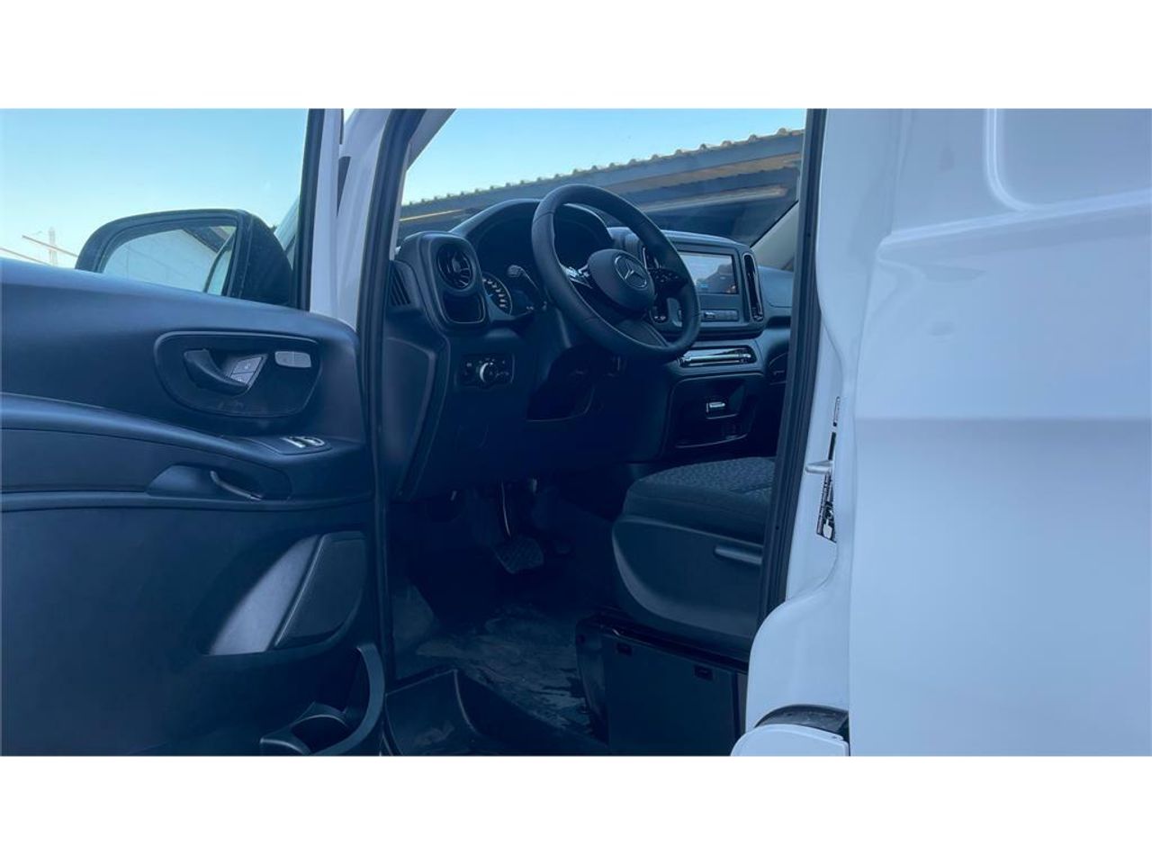 Foto Mercedes-Benz Vito 16