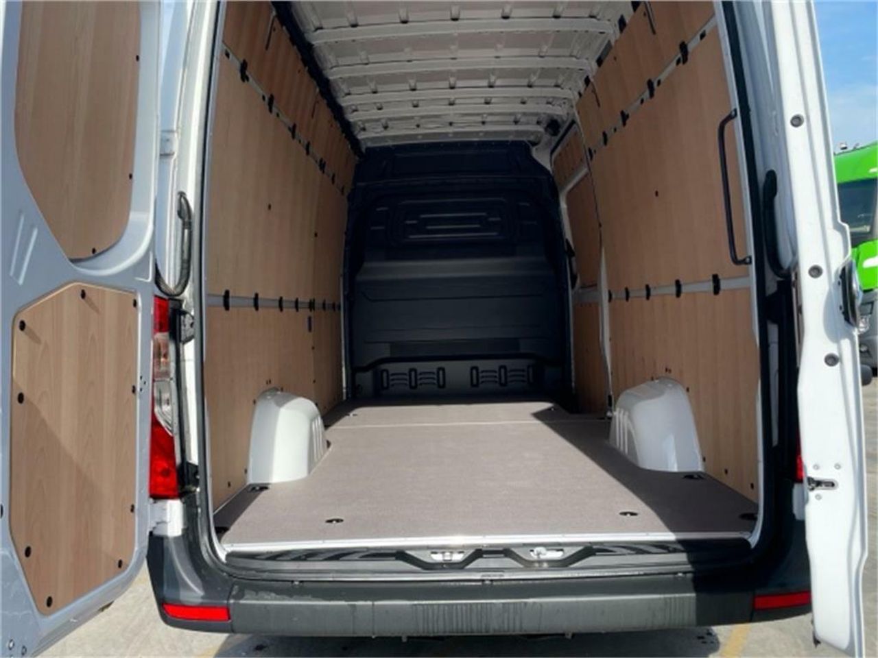 Foto Mercedes-Benz Sprinter 20