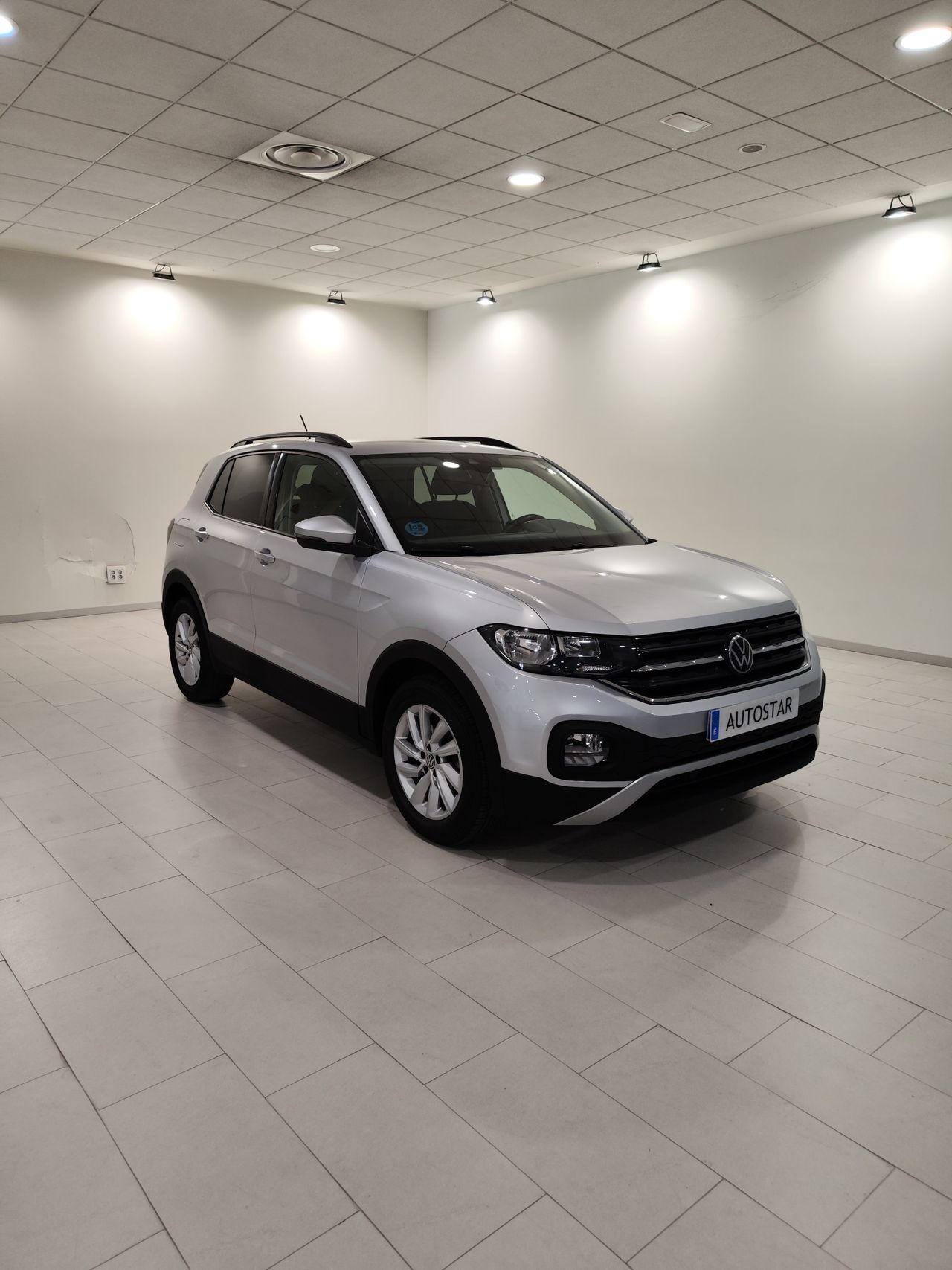 Foto Volkswagen T-Cross 1