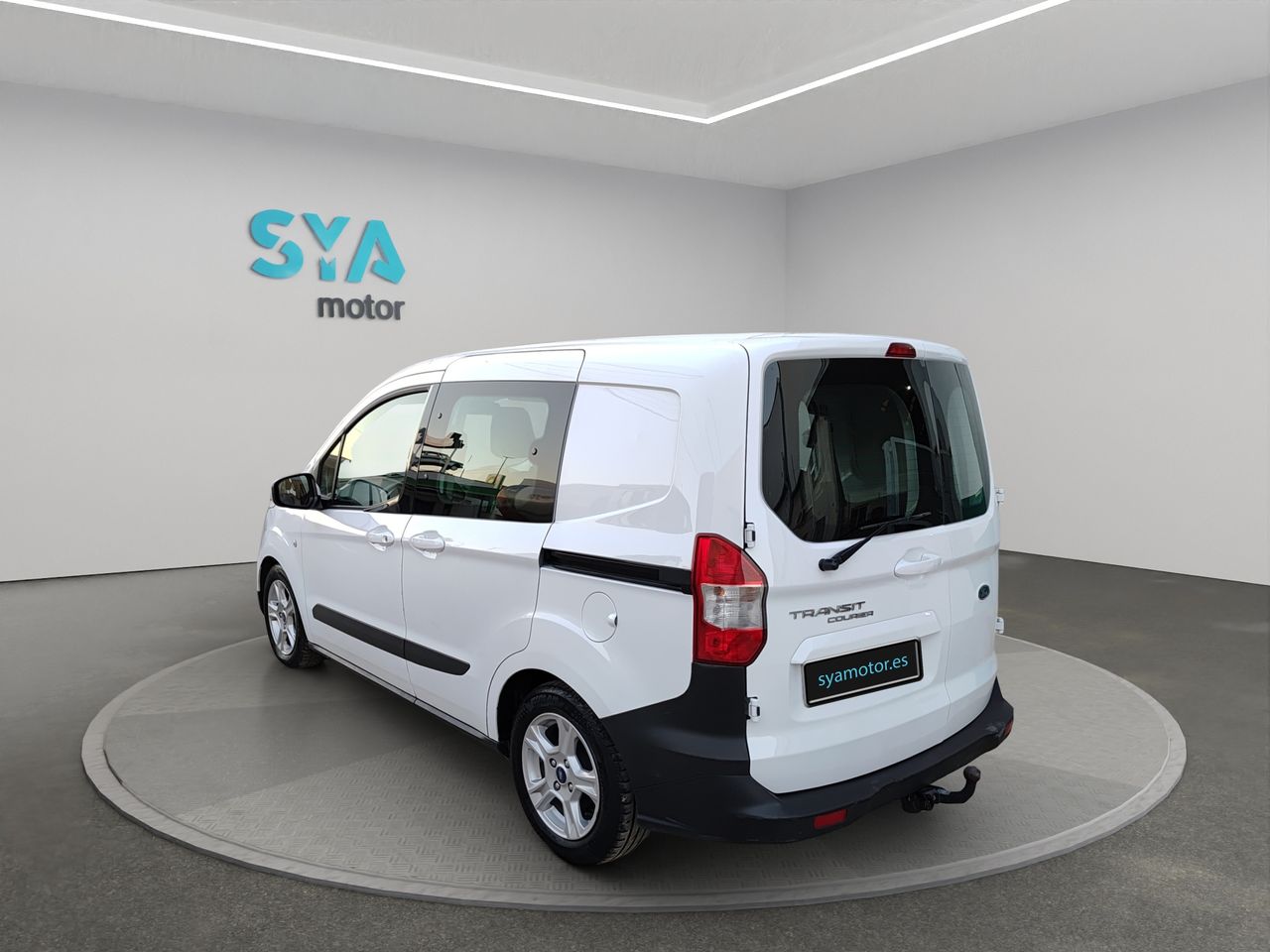 Foto Ford Transit  Courier 4