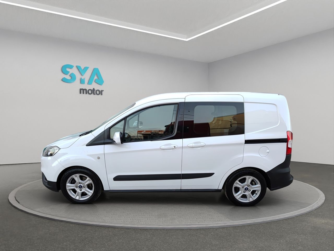 Foto Ford Transit  Courier 13