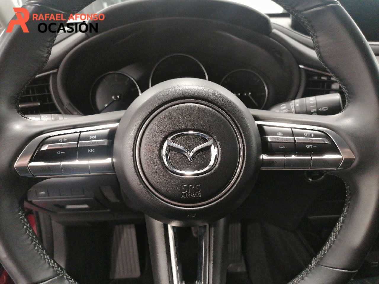 Foto Mazda CX-30 12