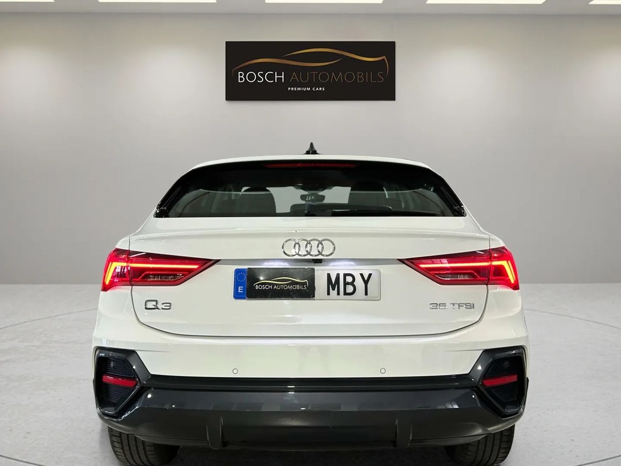 Foto Audi Q3 7