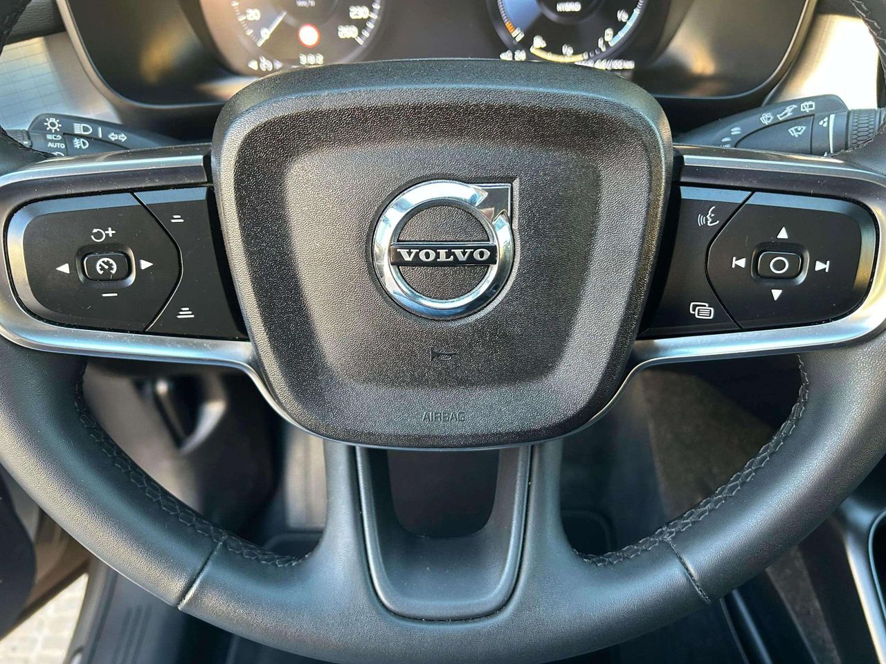 Foto Volvo XC40 14