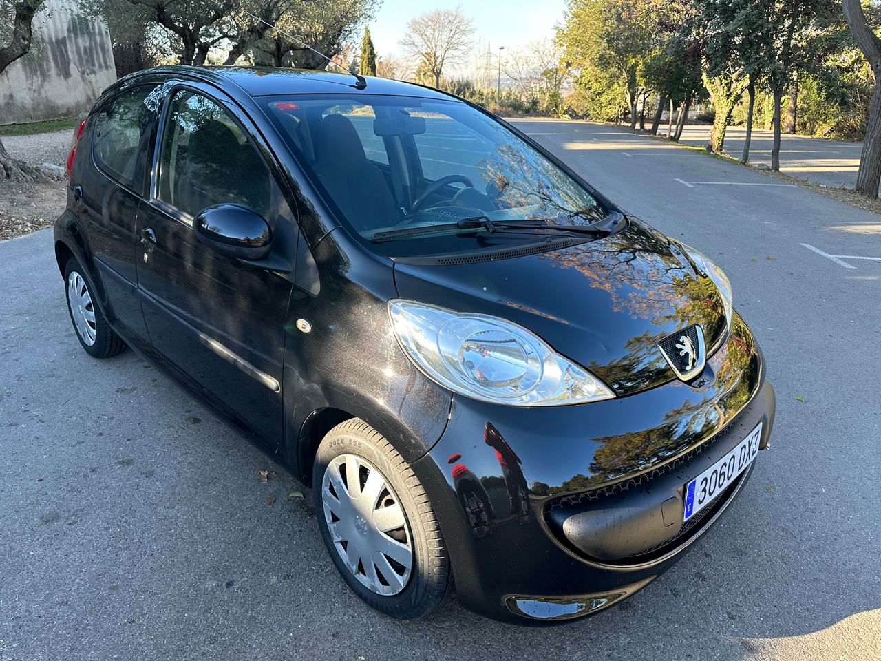 Foto Peugeot 107 10