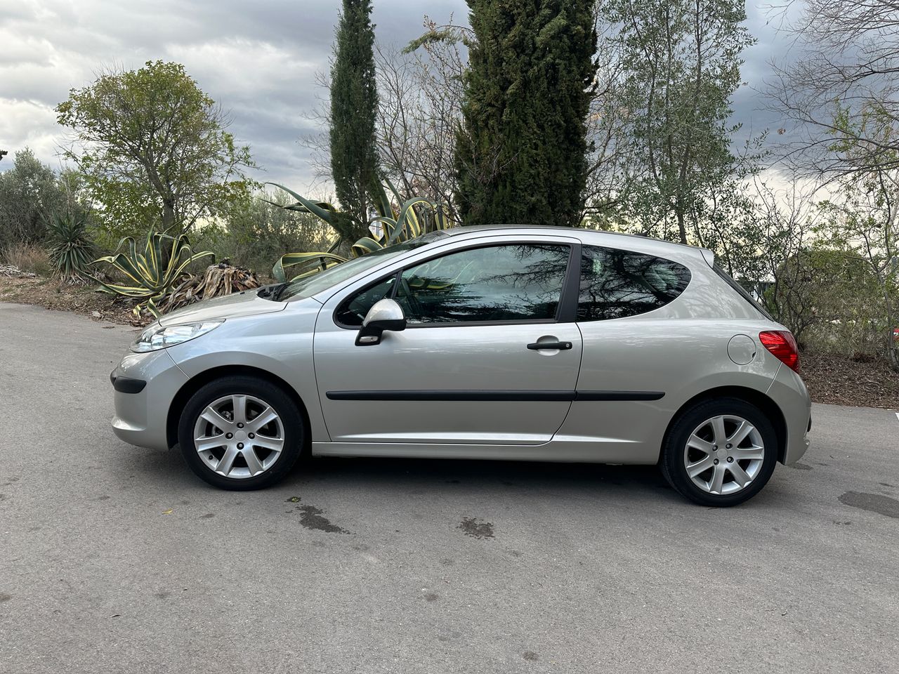 Foto Peugeot 207 15