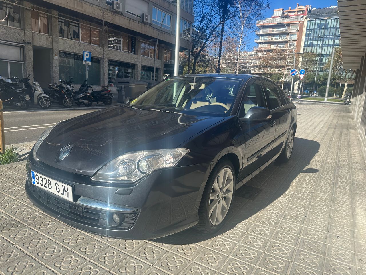 Foto Renault Laguna 1