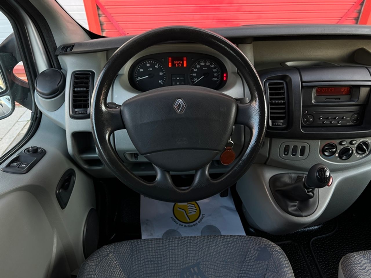 Foto Renault Trafic 32