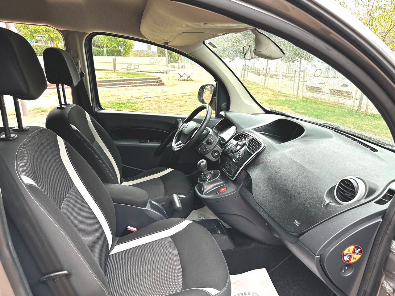 Foto Renault Kangoo 24