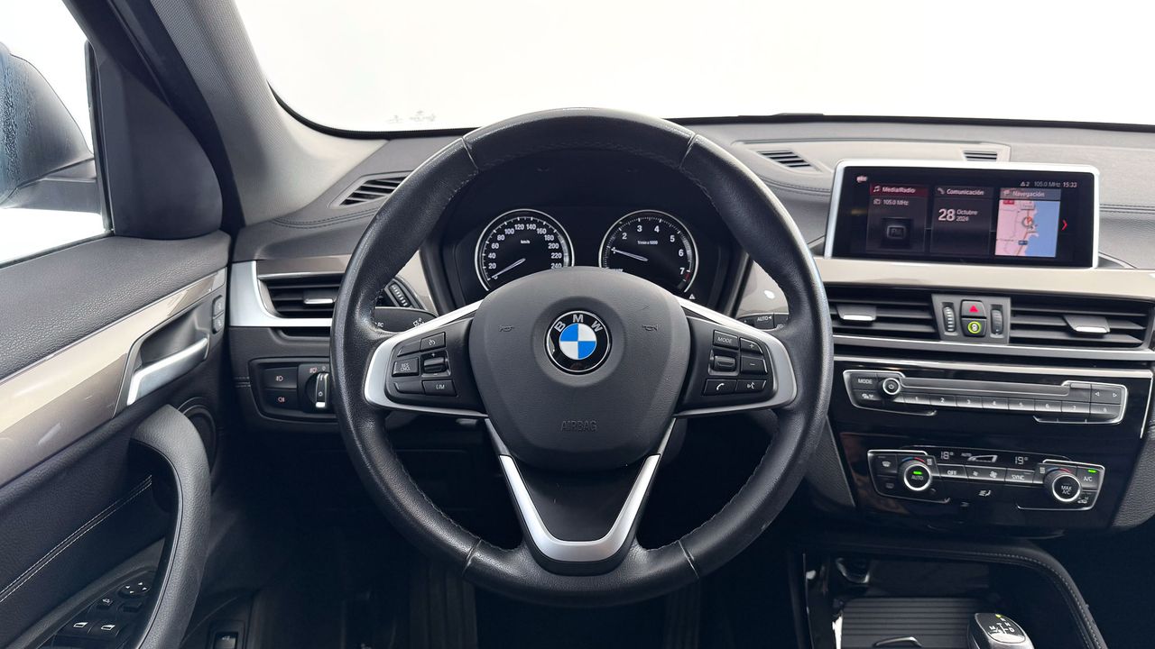 Foto BMW X1 6