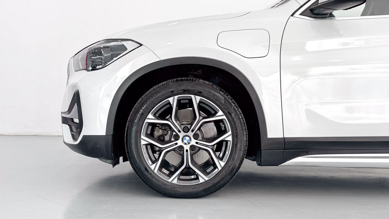 Foto BMW X1 20