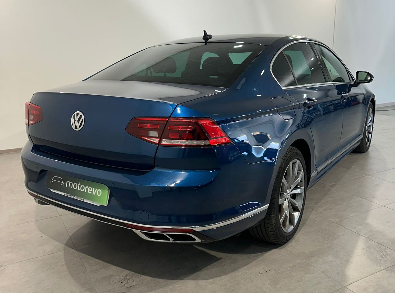 Foto Volkswagen Passat 10