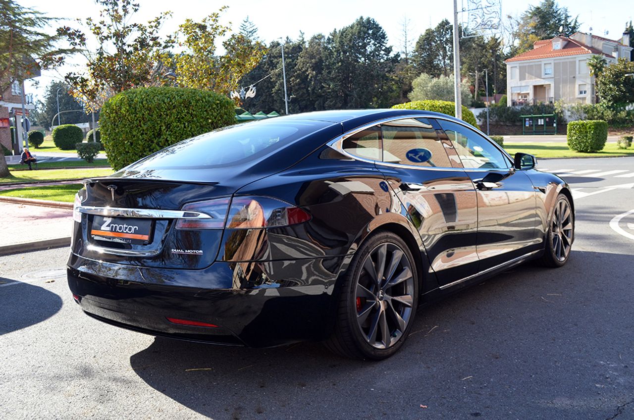 Foto Tesla Model  S 3