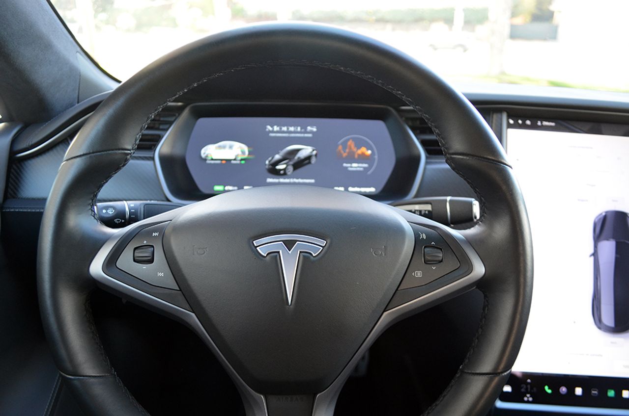 Foto Tesla Model  S 16