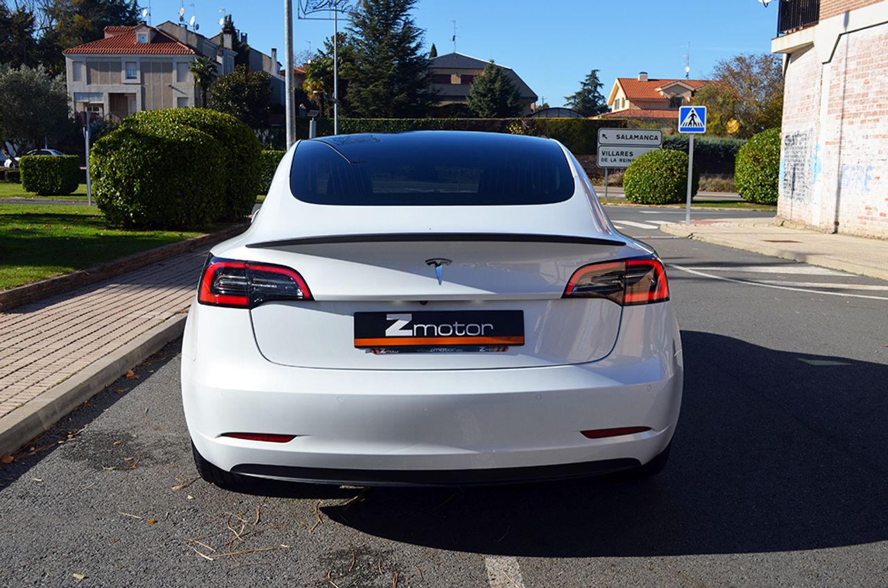 Foto Tesla Model 3 66