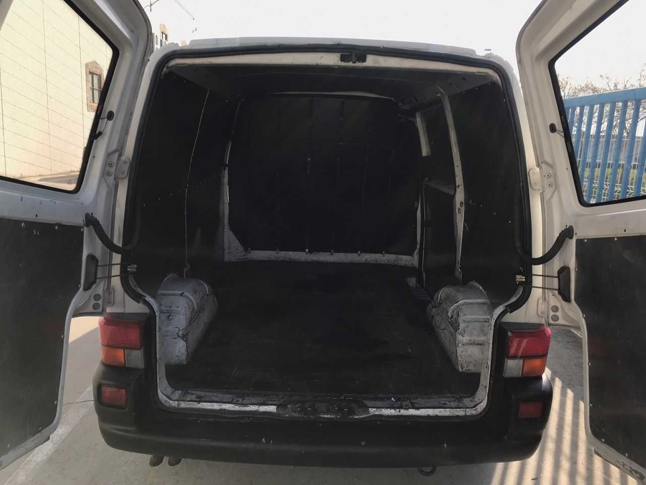 Foto Volkswagen Transporter 10