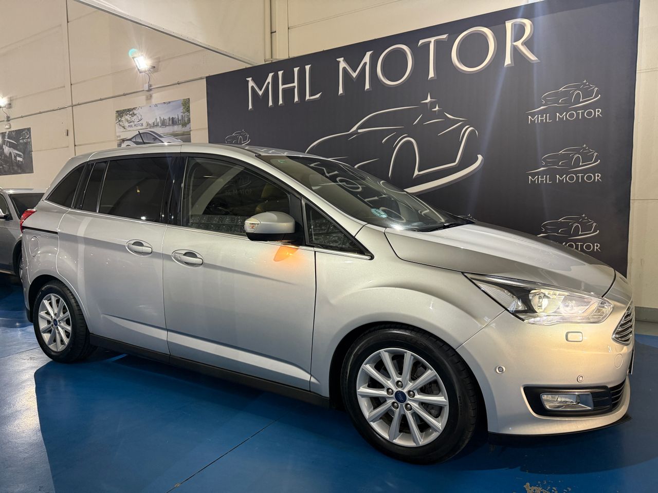 Foto Ford Grand C-MAX 13