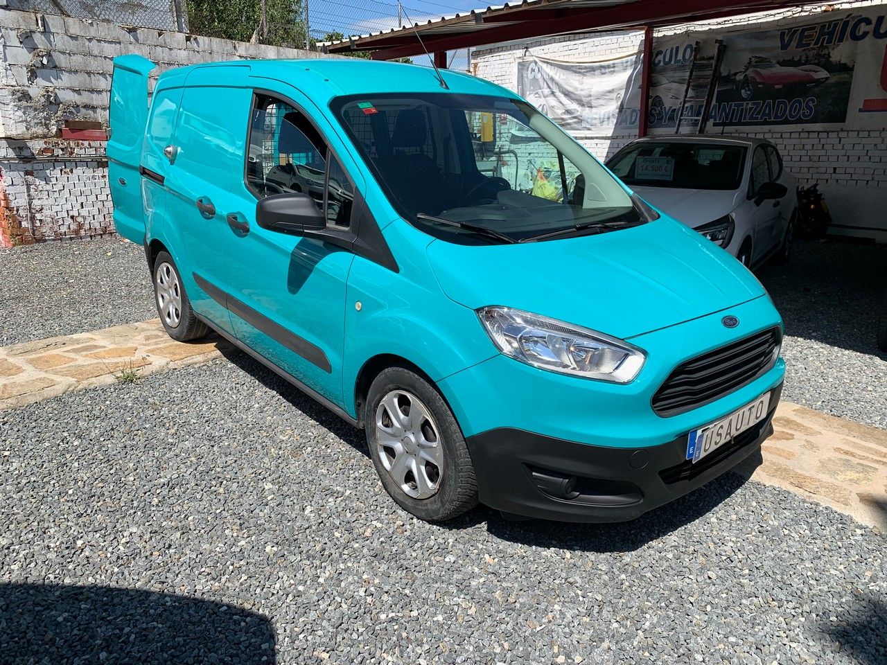 Foto Ford Transit  Courier 2