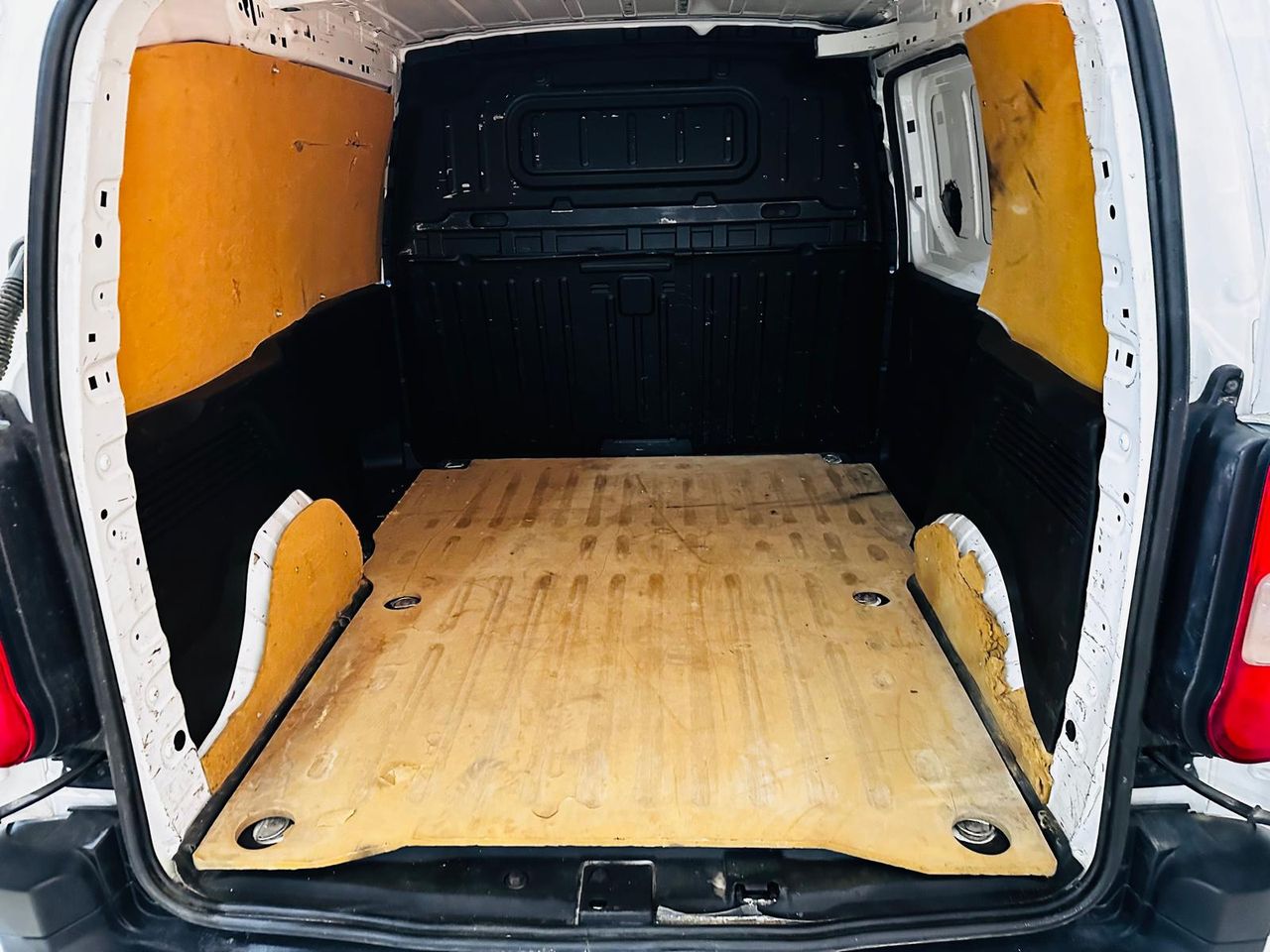 Foto Citroën Berlingo  Furgon 16