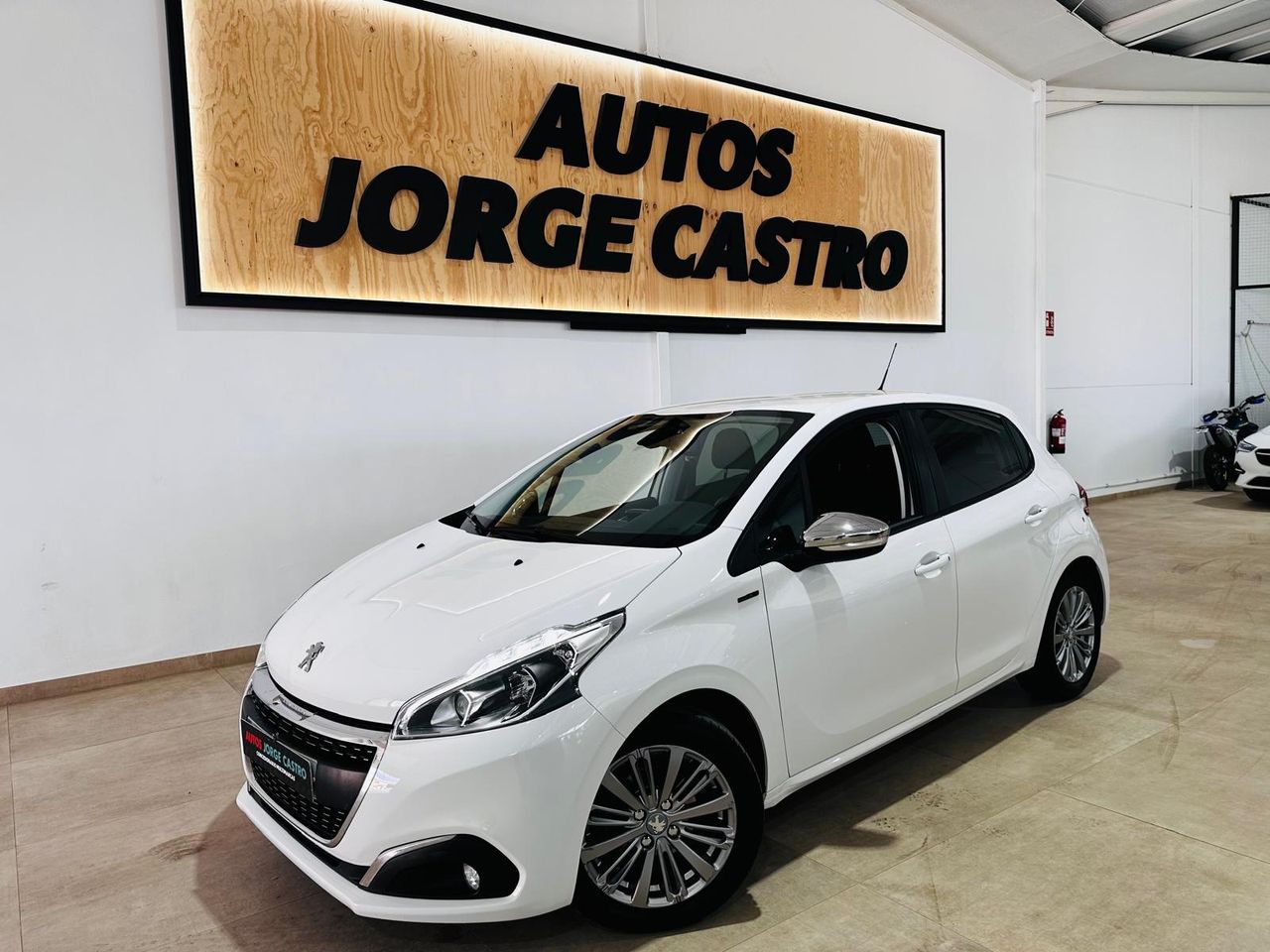 Foto Peugeot 208 4