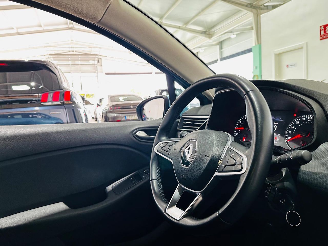 Foto Renault Clio 27