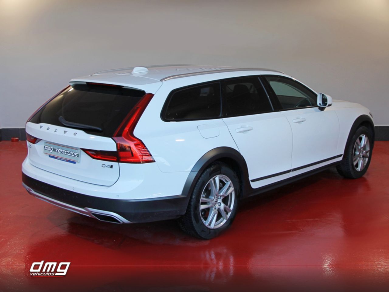 Foto Volvo V90 Cross Country 6