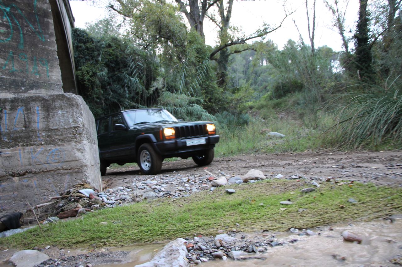 Foto Jeep Cherokee 37