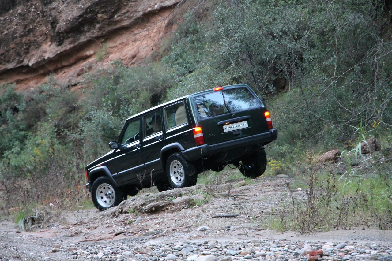 Foto Jeep Cherokee 49