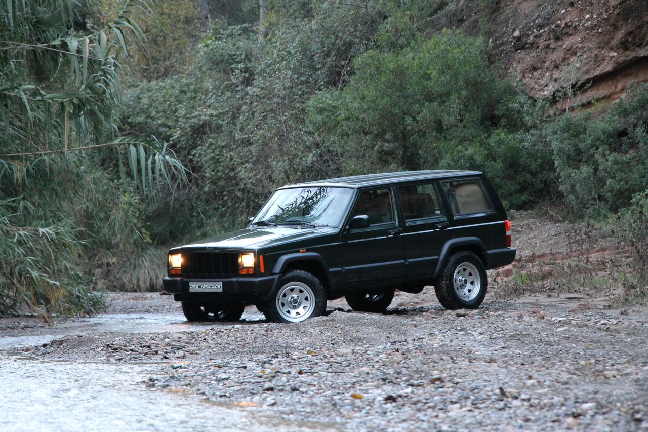 Foto Jeep Cherokee 55