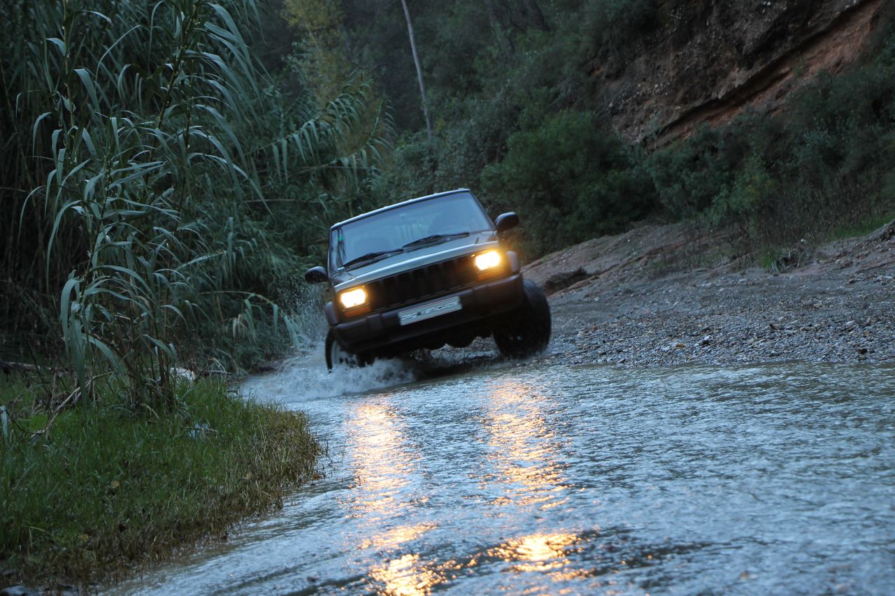 Foto Jeep Cherokee 58