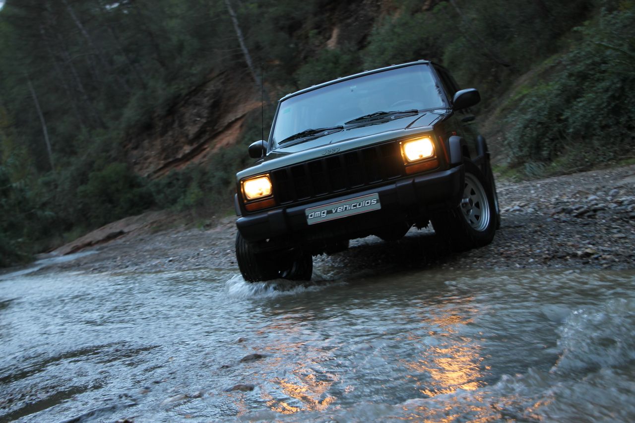 Foto Jeep Cherokee 67