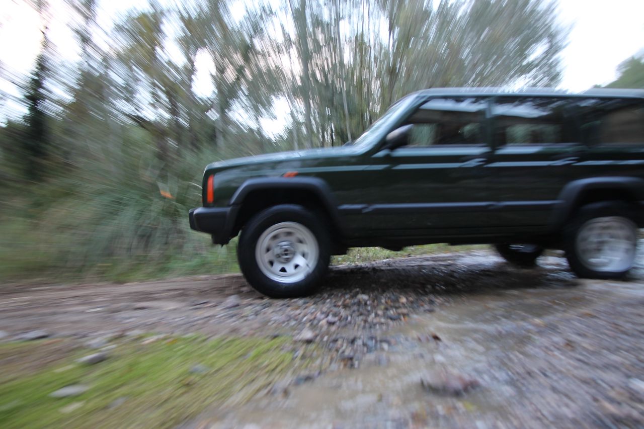 Foto Jeep Cherokee 72