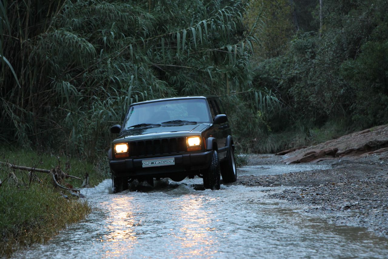 Foto Jeep Cherokee 74