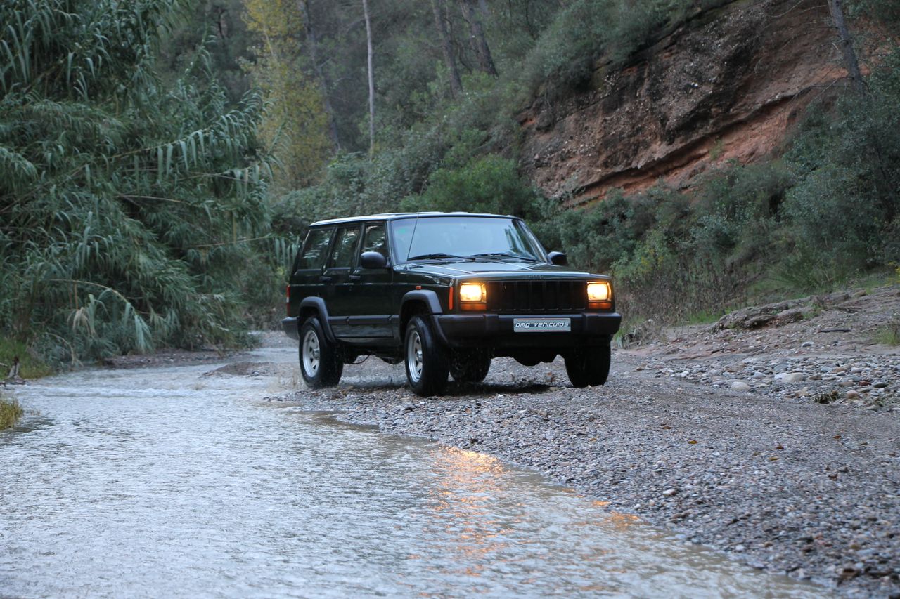 Foto Jeep Cherokee 81