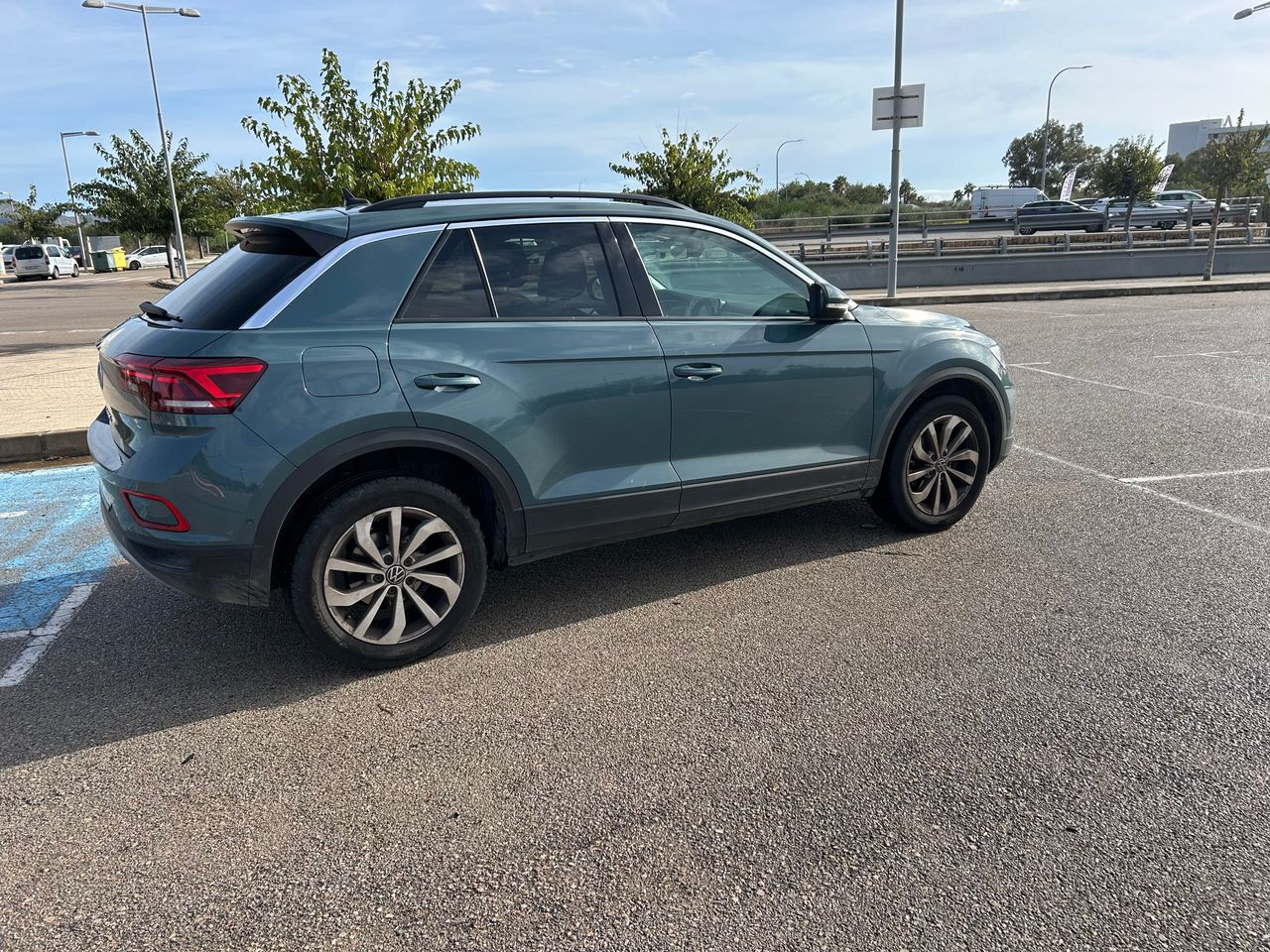 Foto Volkswagen T-Roc 3