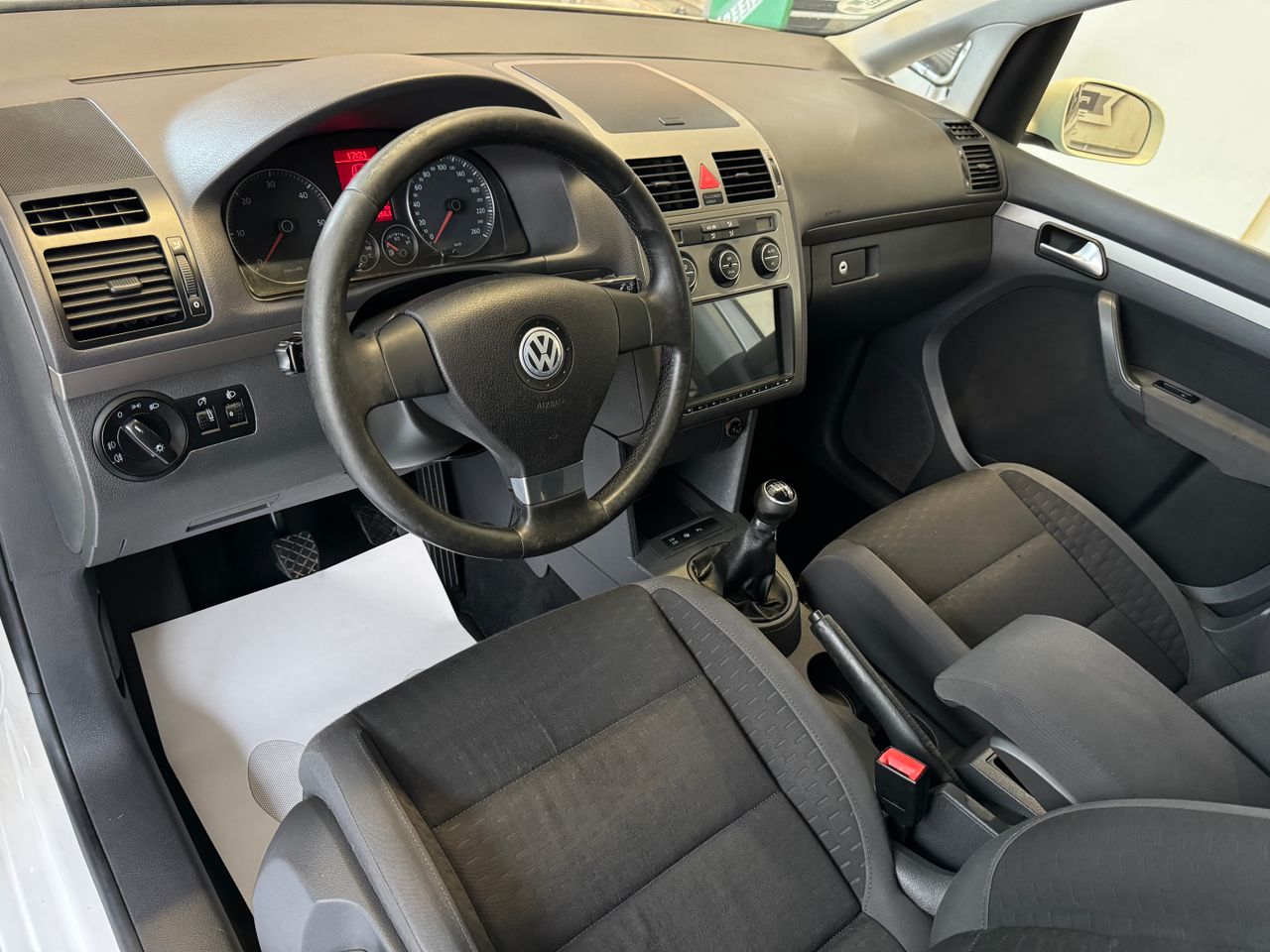 Foto Volkswagen Touran 6