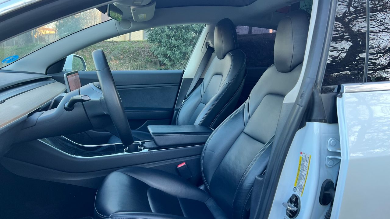 Foto Tesla Model 3 9