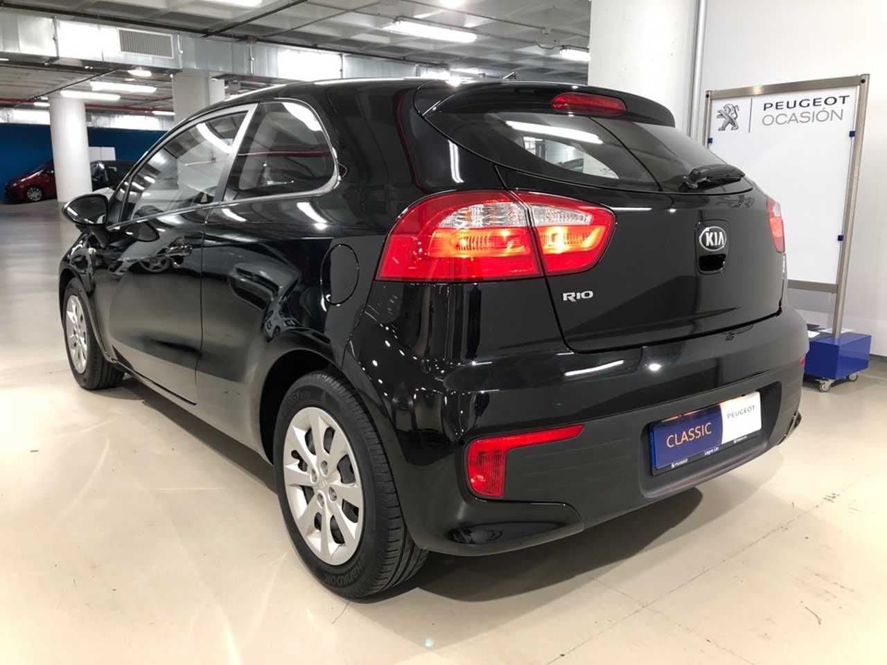 Foto Kia Rio 15