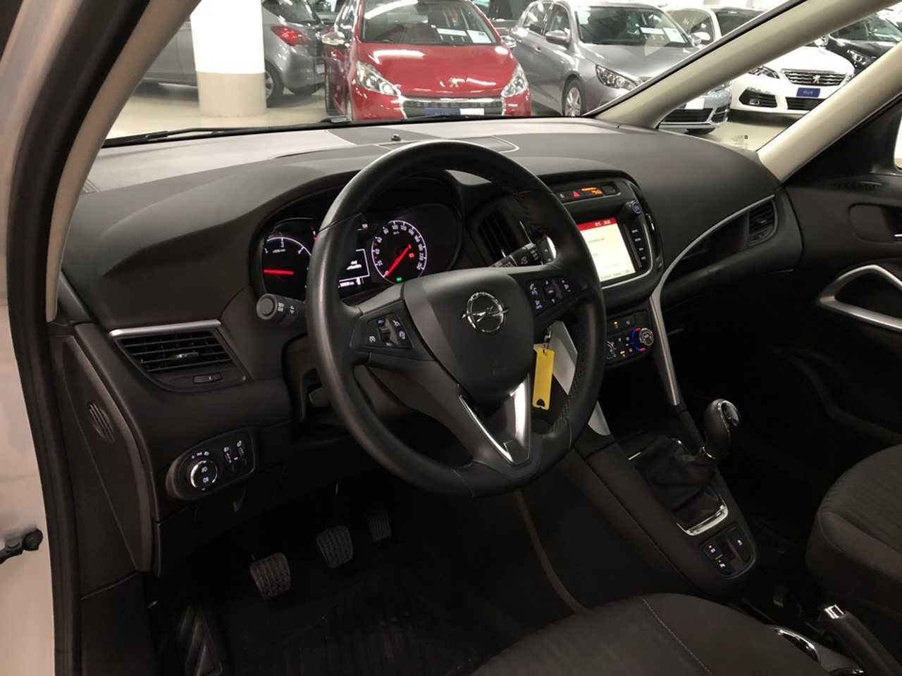 Foto Opel Zafira 18