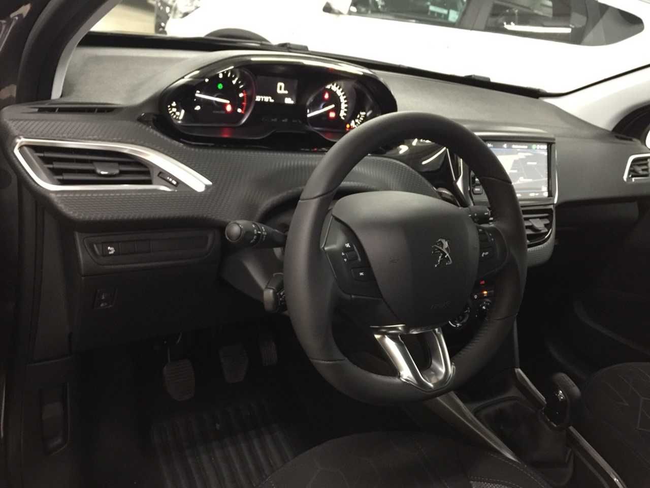 Foto Peugeot 2008 19