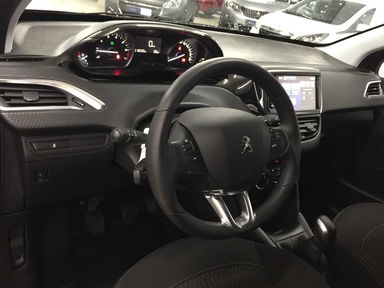 Foto Peugeot 208 15