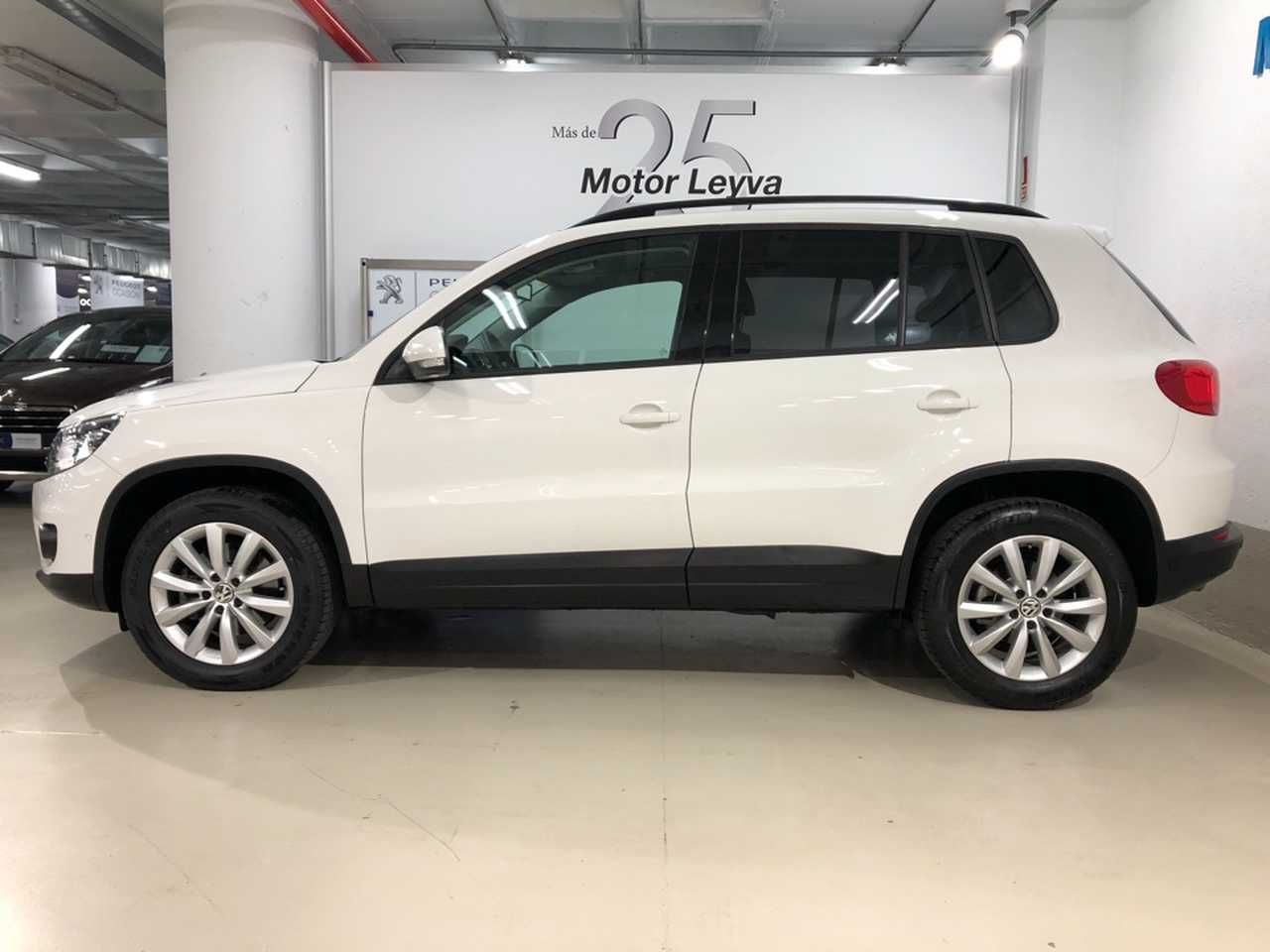 Foto Volkswagen Tiguan 13