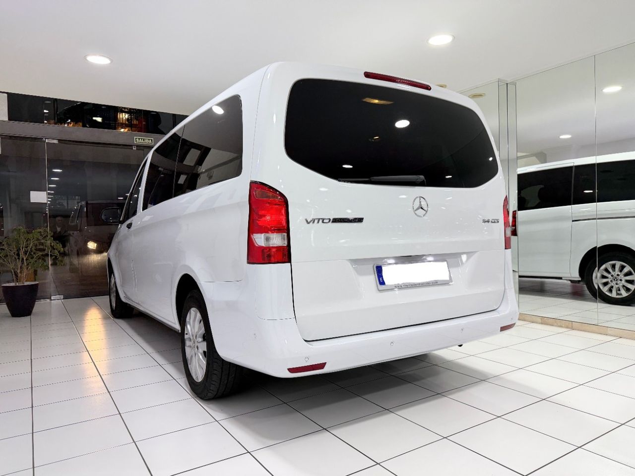 Foto Mercedes-Benz Vito 16